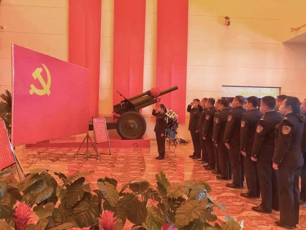 见习小魔女勇闯猪窝岛